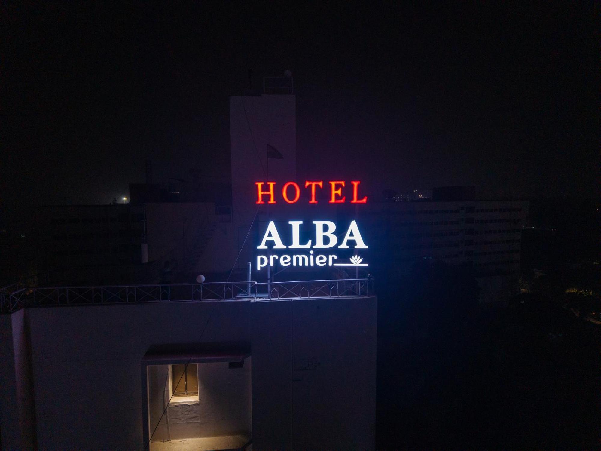 Alba Premier, Vadodara Exterior photo